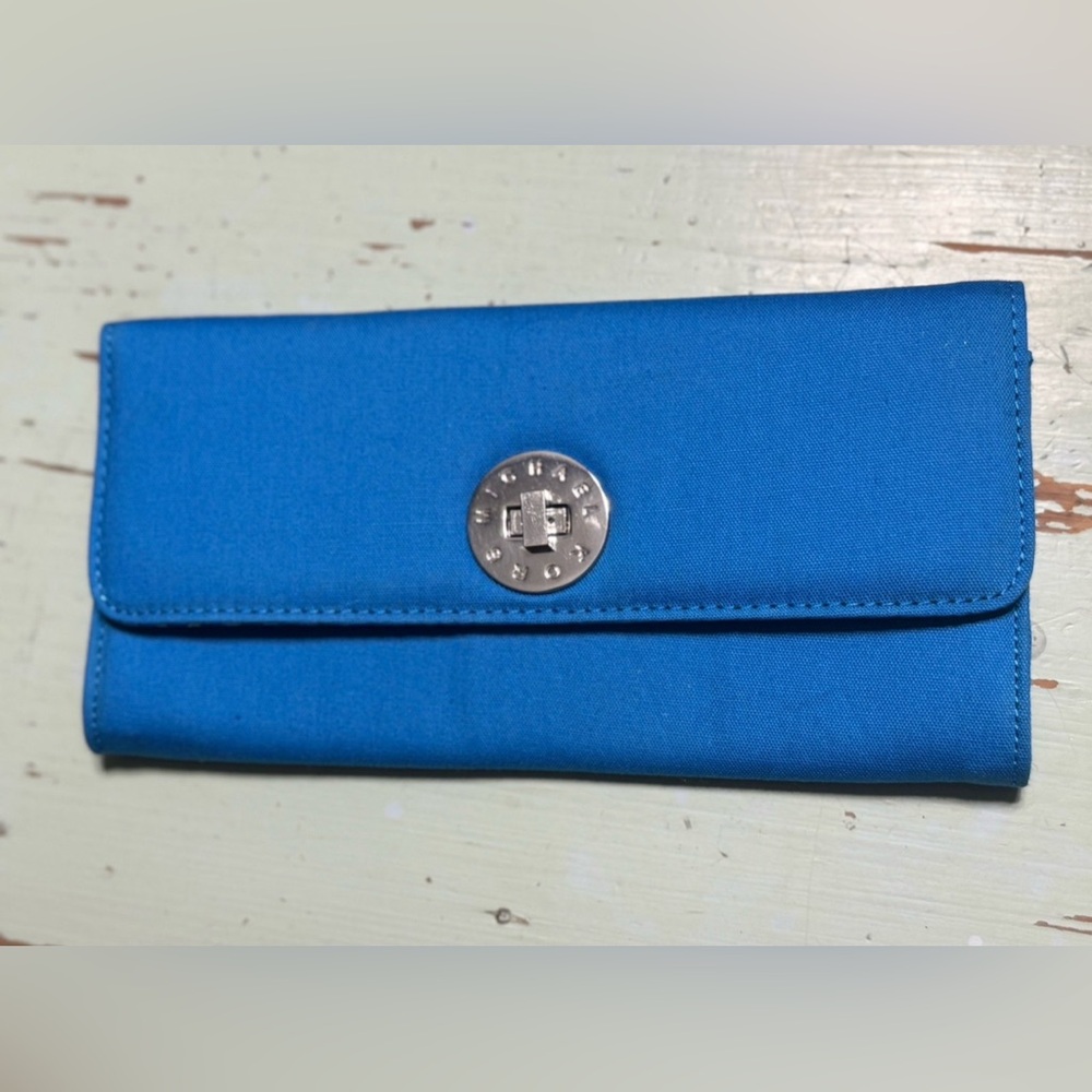 Michael Kors Clutch Wallet